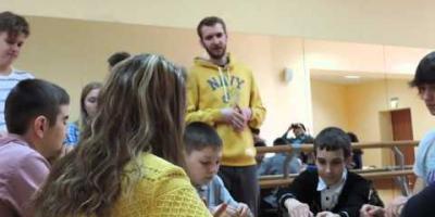 Мастер-класс по робототехнике.Образовательная программа в рамках Фестиваля актуального научного кино. Мастер-класс по робототехнике для школьников - создаём робота Жужуку.